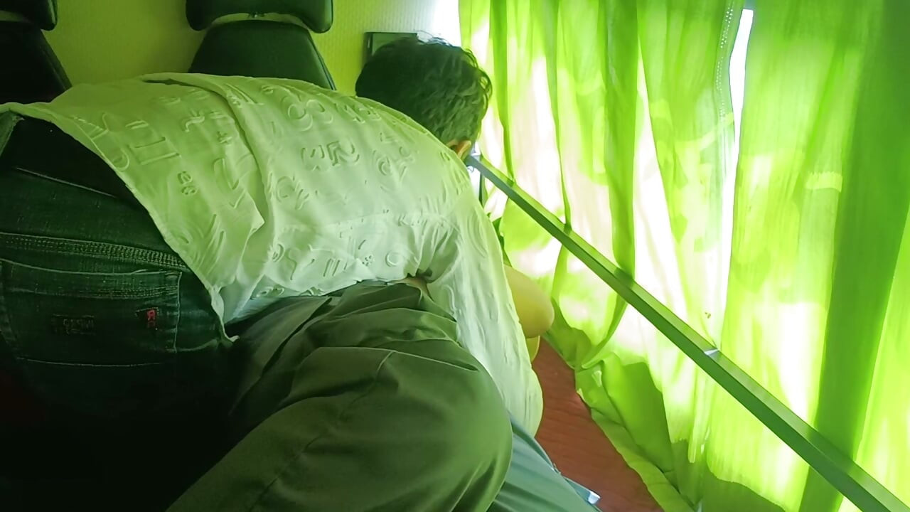 Bas Mein Mms Sex Muh Mein Cumshot Desi Couple Hot Action