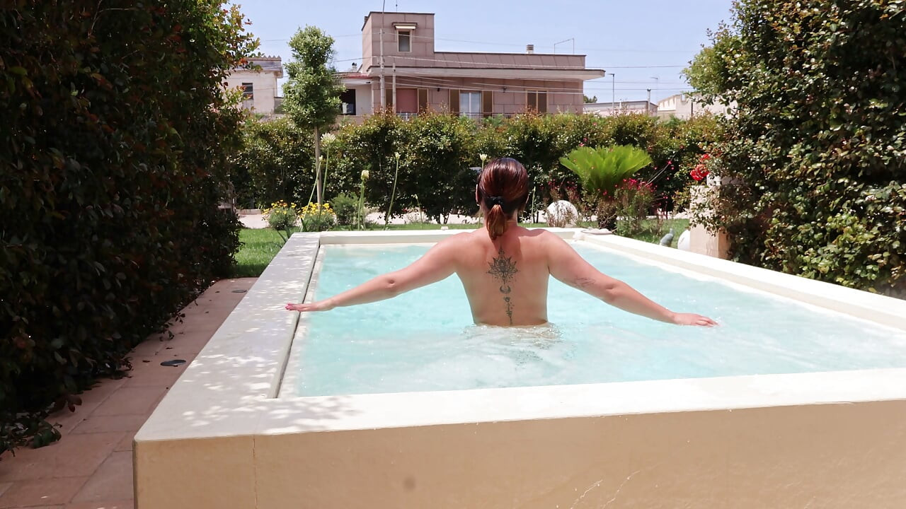 Dirty MILF Caught in Outdoor Shower - Hardcore Pool Sex & Messy Creampie