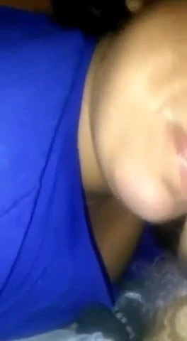 Latina casada de facebook chupa a su marido