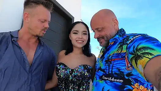 Barbara Mont Girl Screams, Give It to Me Baby, I’m a Creampie Queen!