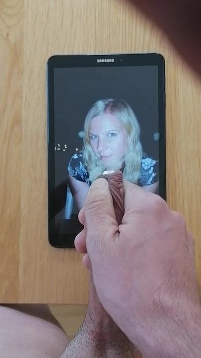 Anita36 married hot mother makes me cum