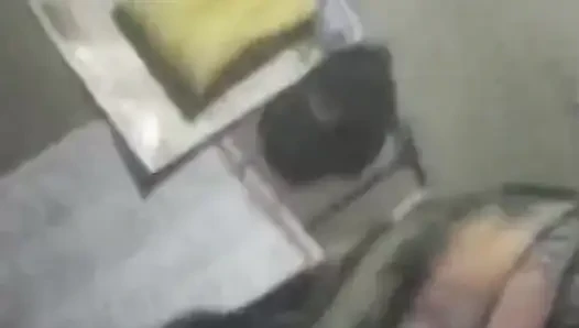 Yangzi apni chut ka ched dikhati hai uska naraj pati jangal me mutthi marta hai
