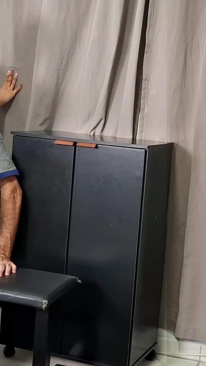 Wife shows off to the coach behind the cuckold! | Clip 1