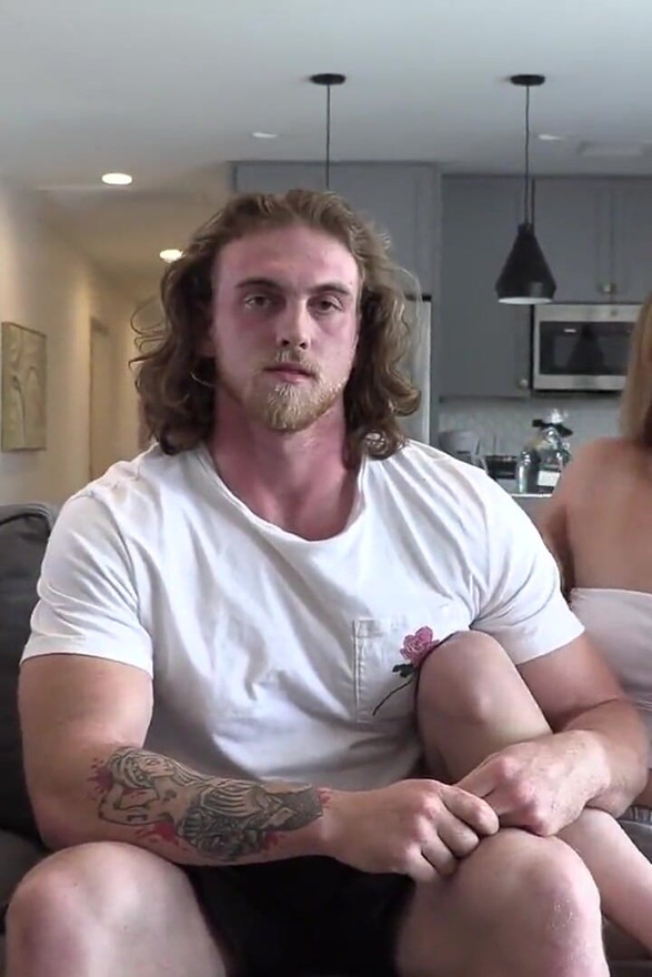 Dustin Reynolds Lays His First Facial