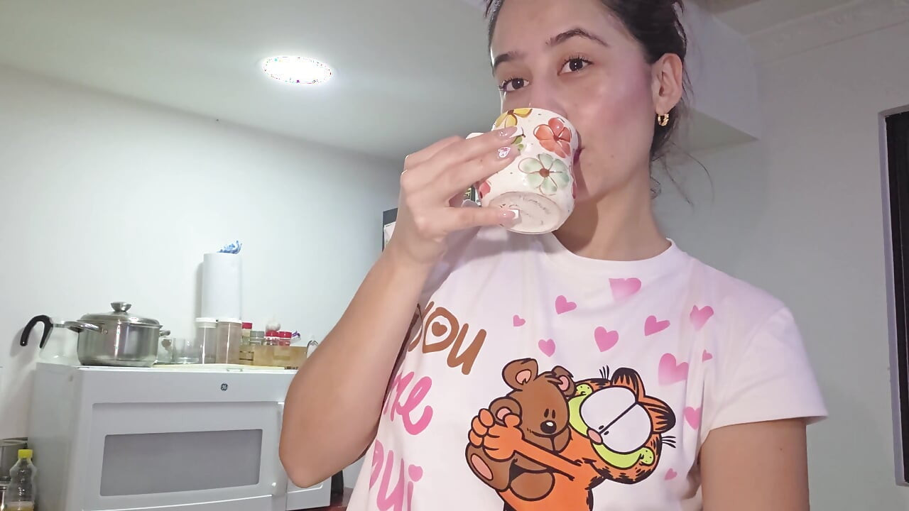 Sessão de café frio apenas falando e relaxando
