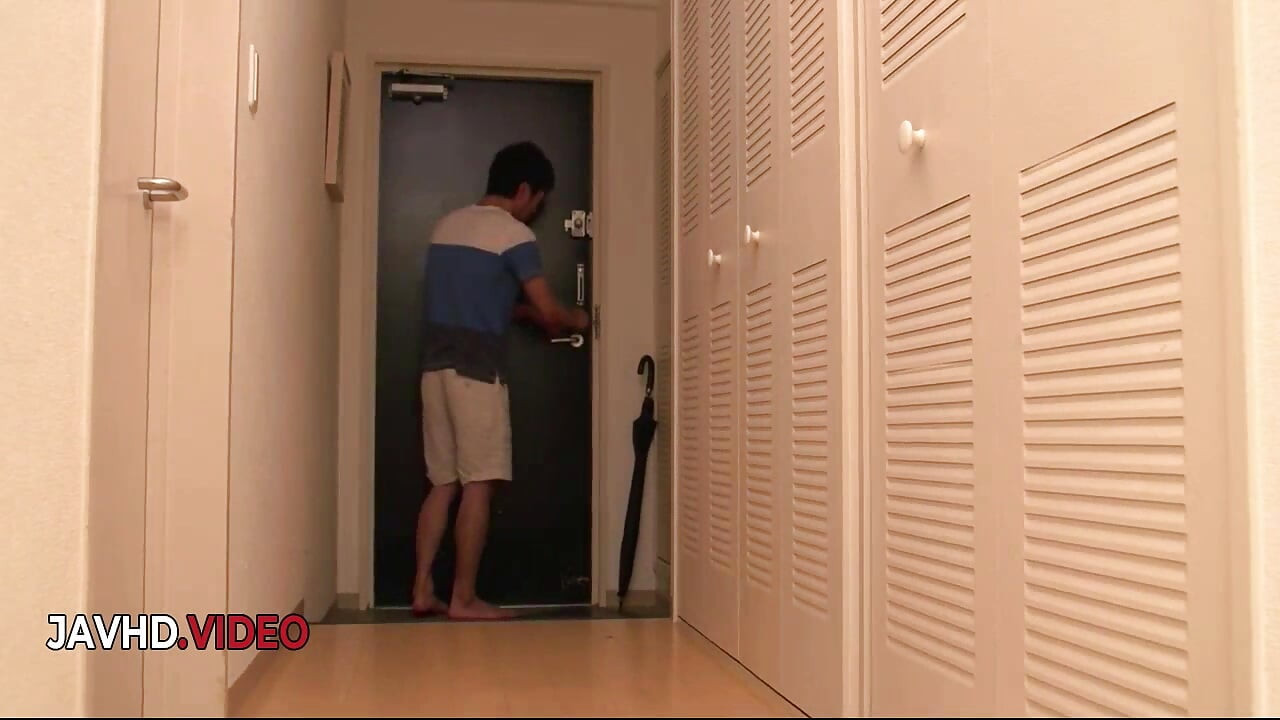 Yui Sakura Gives Sensational Japanese Blowjob Before Hardcore Sex