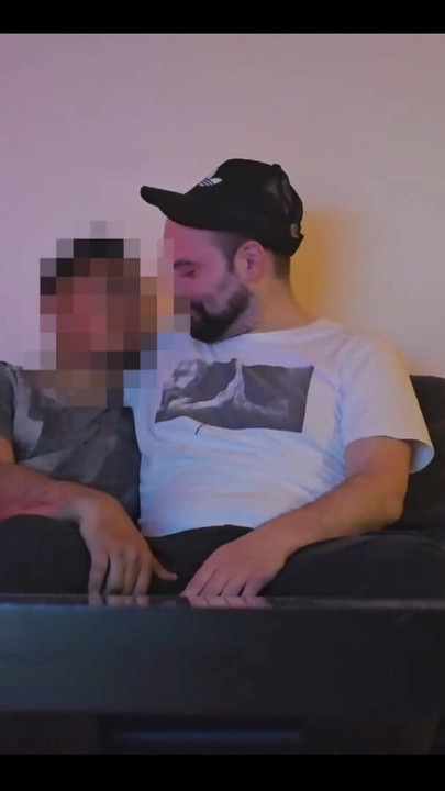 Uzbudljiv trenutak iz "David Comes Over Again"