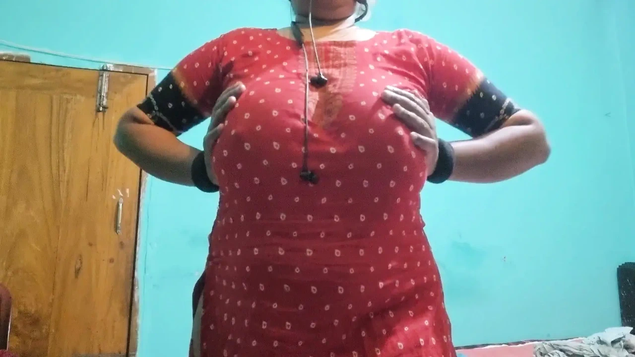 Close-up showing my big tits and masturbating with my fingers