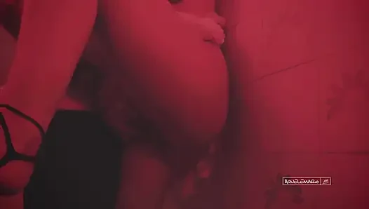 Candy Kush, Eşimi Dikkatini Dağıttı ve Bir Partide Beni Kısa Bir Şey İçin Tuvalete Sürükledi