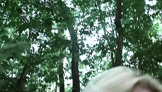 Mütter mit jungs! Wenn alte frauen und junge männer ficken!