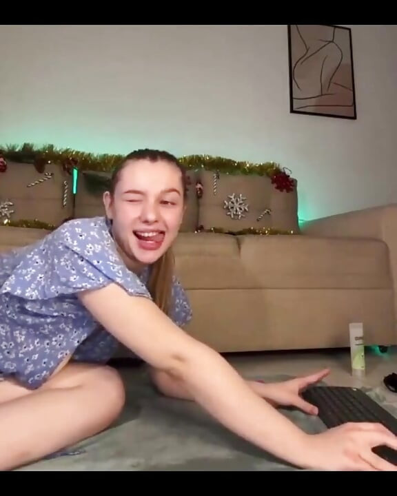 Hard Anal Fucking. Ride to the Dildo