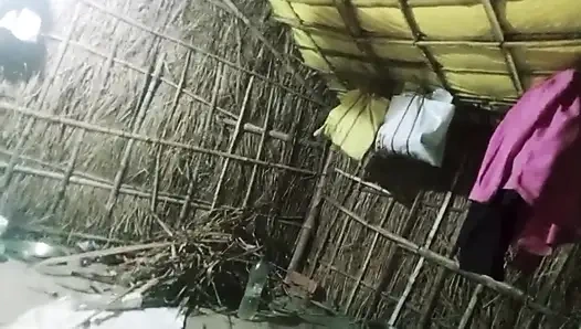 Деревенская бхабхи трахается в доме от Hasband