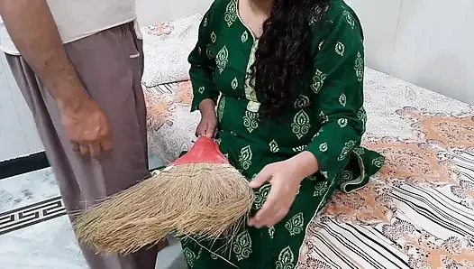 Hintli hizmetçi teyze sahibiyle seks yapıyor