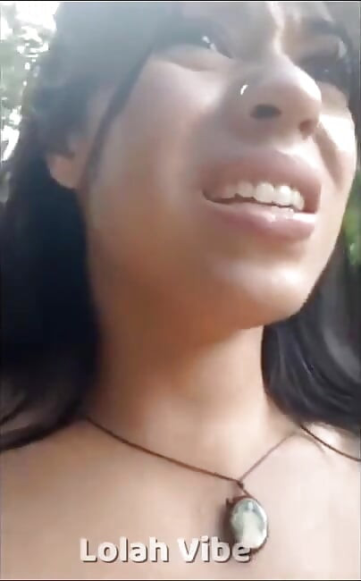 New Naughty Girl Enjoying in the Middle of the Park in Barcelona!