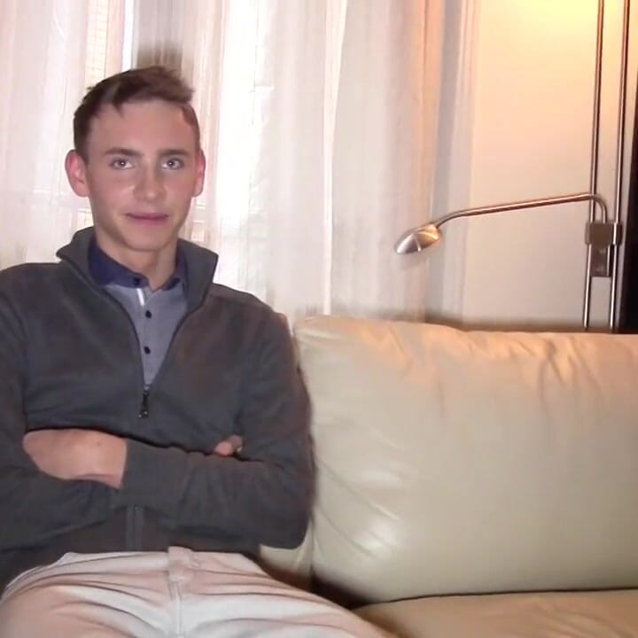 Sexy french twink fucked bareback by tim for fun casting porn