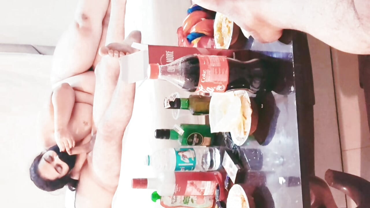 pati kai samne biwe ki chudai