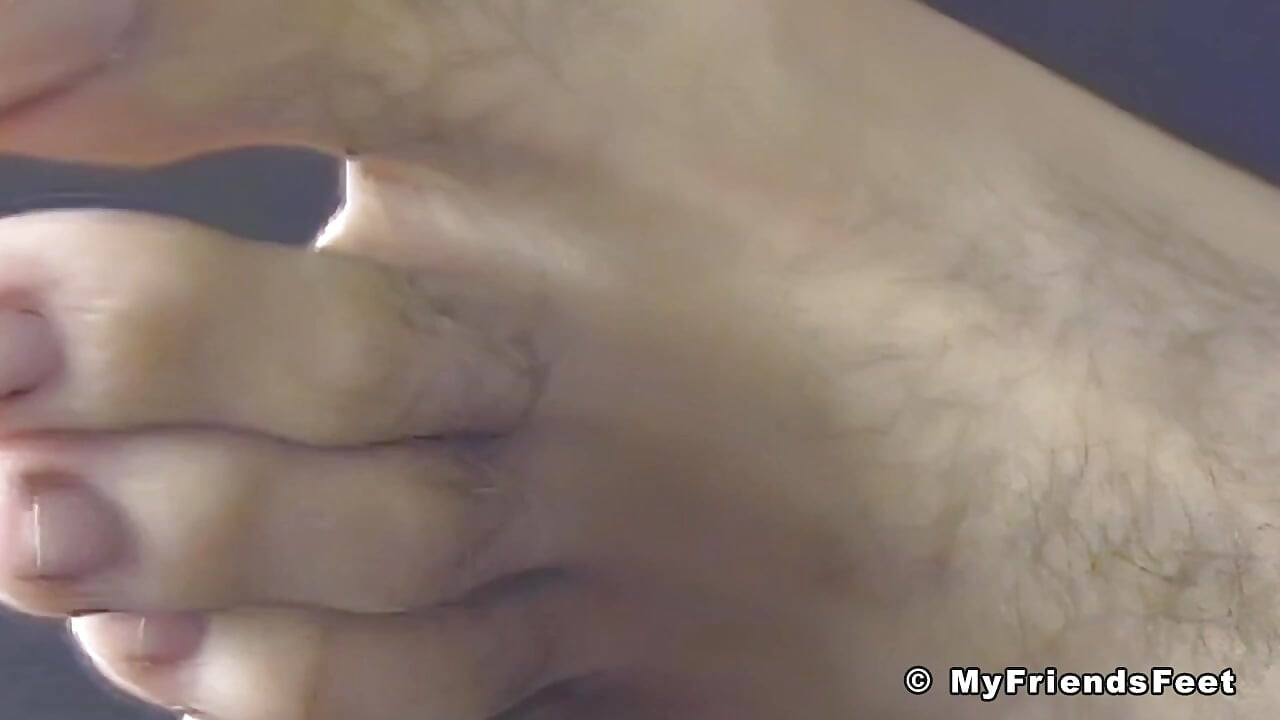 MyFriendsFeet Kiimainen Steve esittelee seksikkäitä meheviä isoja jalkojaan
