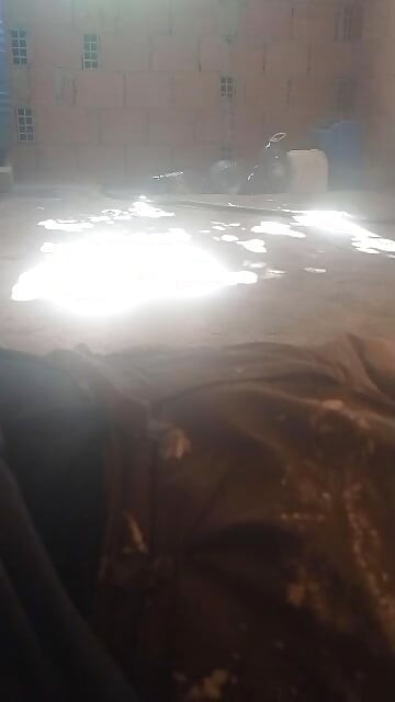 Handjob under the sun at the construction site