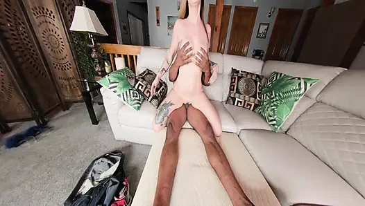 Bonus - nina naples selingkuh dari suaminya yang nggak cukup