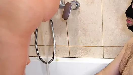 My Wife Cleans Her Butt Before Anal Sex. Enema. Ep 30611