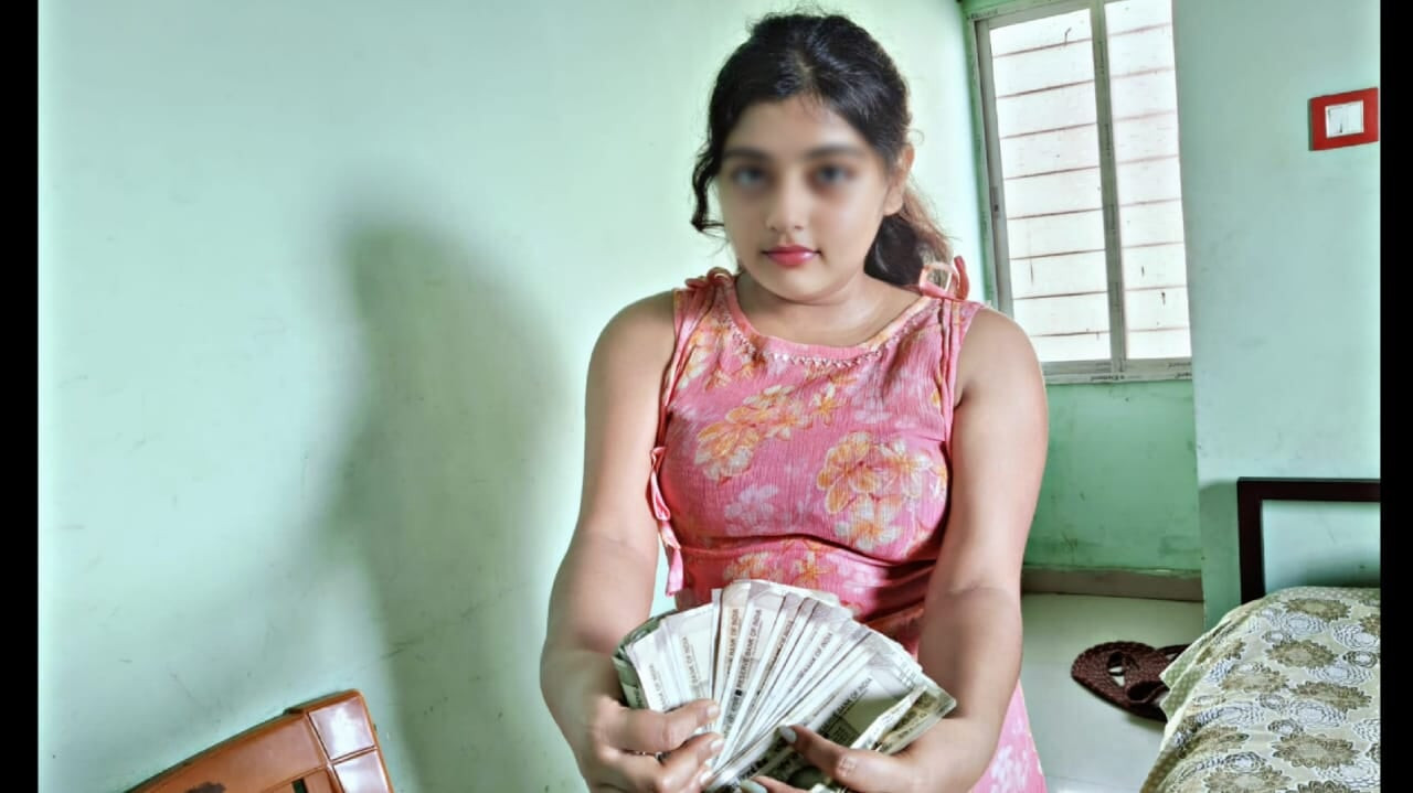 Jharkhand Desi Village κολεγιακό κορίτσι σφιχτό μουνί ινδικό γαμήσι Xxxx, όμορφη ντόπια Desi Village κορίτσι Sex Mms