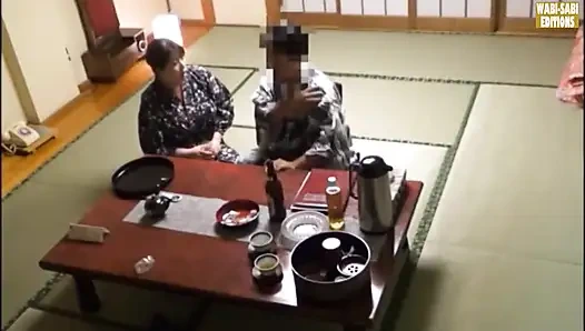 Kapanış saatinden sonra baştan çıkarma: bir spa çalışanı özel oda seansı sırasında filme alındı - sahne 2