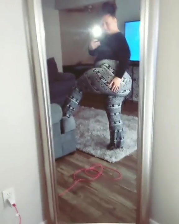 farahnazdonyagard3