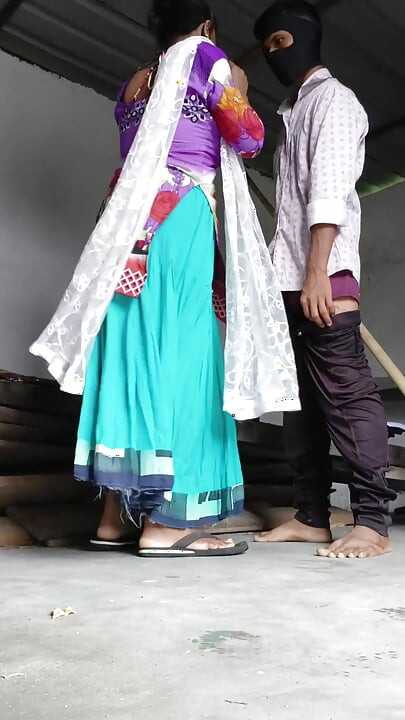 Desi muslim girl posay  titty fukking