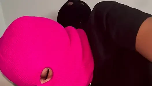 Nyepong kontol besar ayah