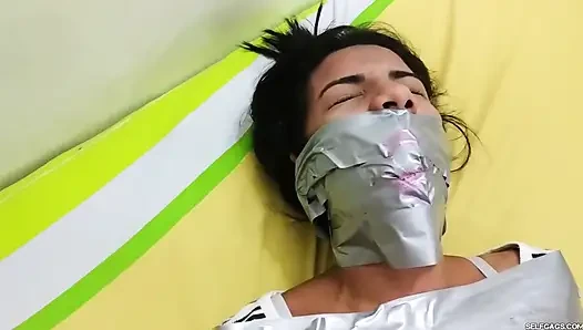 Penyihir jahat dan jalang mumi