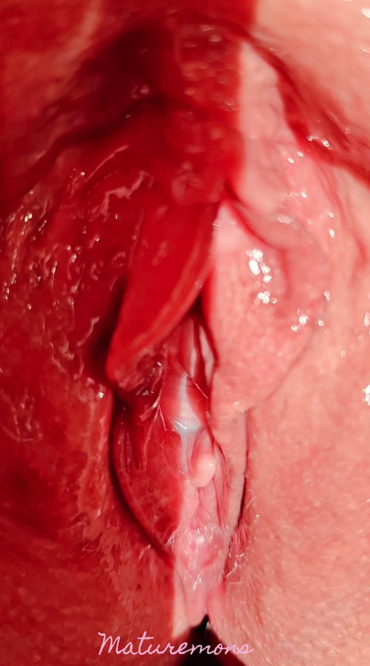Super wet , super wide open and super close up . | Clip 3