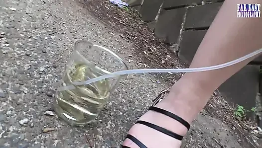 Stream Journey as a Slender Beauty Masters the Thrill of Standing Release Outdoors Part.2