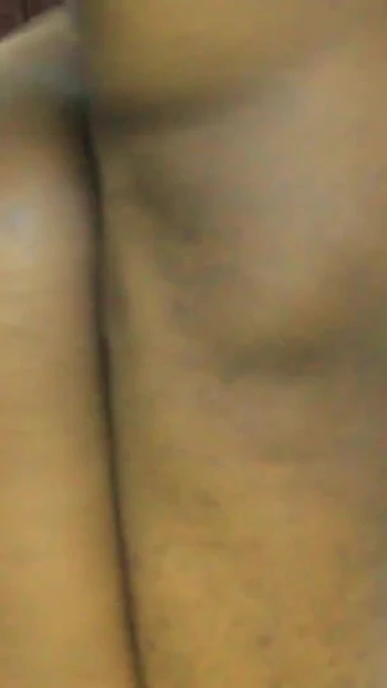 Key moment from "EBONY GIRL BACKSHORT 029"