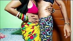 Troca de vestido - Bhabhi faz sexo doloroso