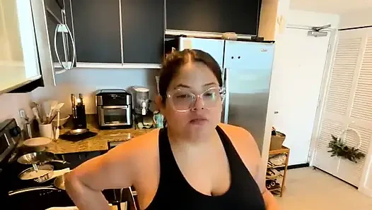 Live Stream with Dani Valentina