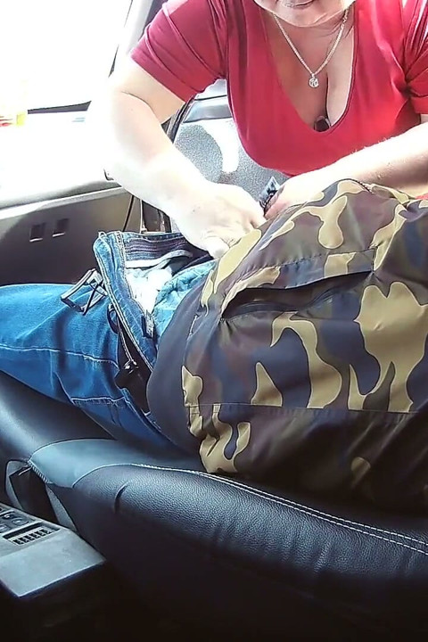 A friend gives me pleasure in the car