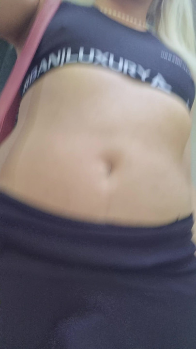 the best way to avoid being hot outside