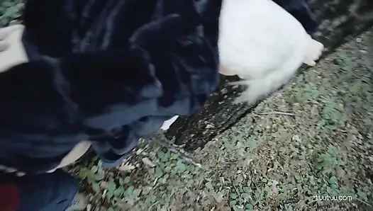 Ngentot di tempat umum berisiko sama pria asing dari tinder