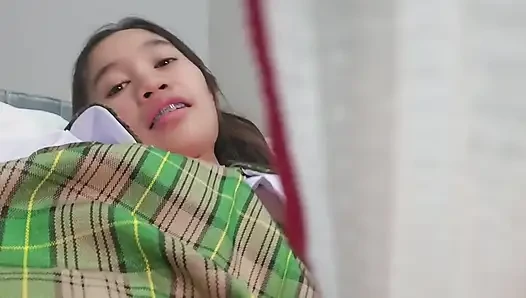 Giantess Student