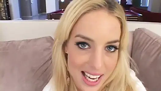 Je schöner sie ist, desto mehr schluckt sie gerne sperma