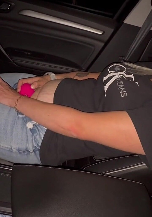 Outdoor Been Caught Naked Wet Cunt Fingering Rubbing Rose Satisfyer Multiple Orgasms Blonde Hot Couple Fuck My Pussy