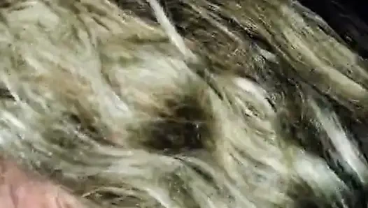 Мачеха глотает все это и наслаждается этим