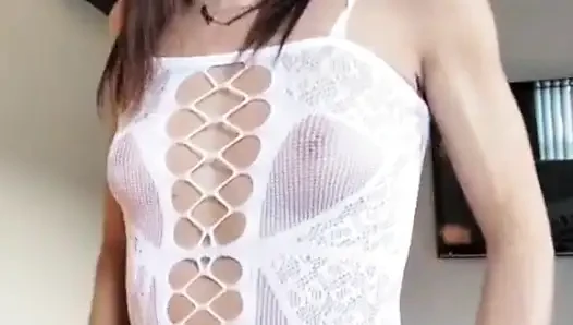 Yatak odasında dildo oyunu