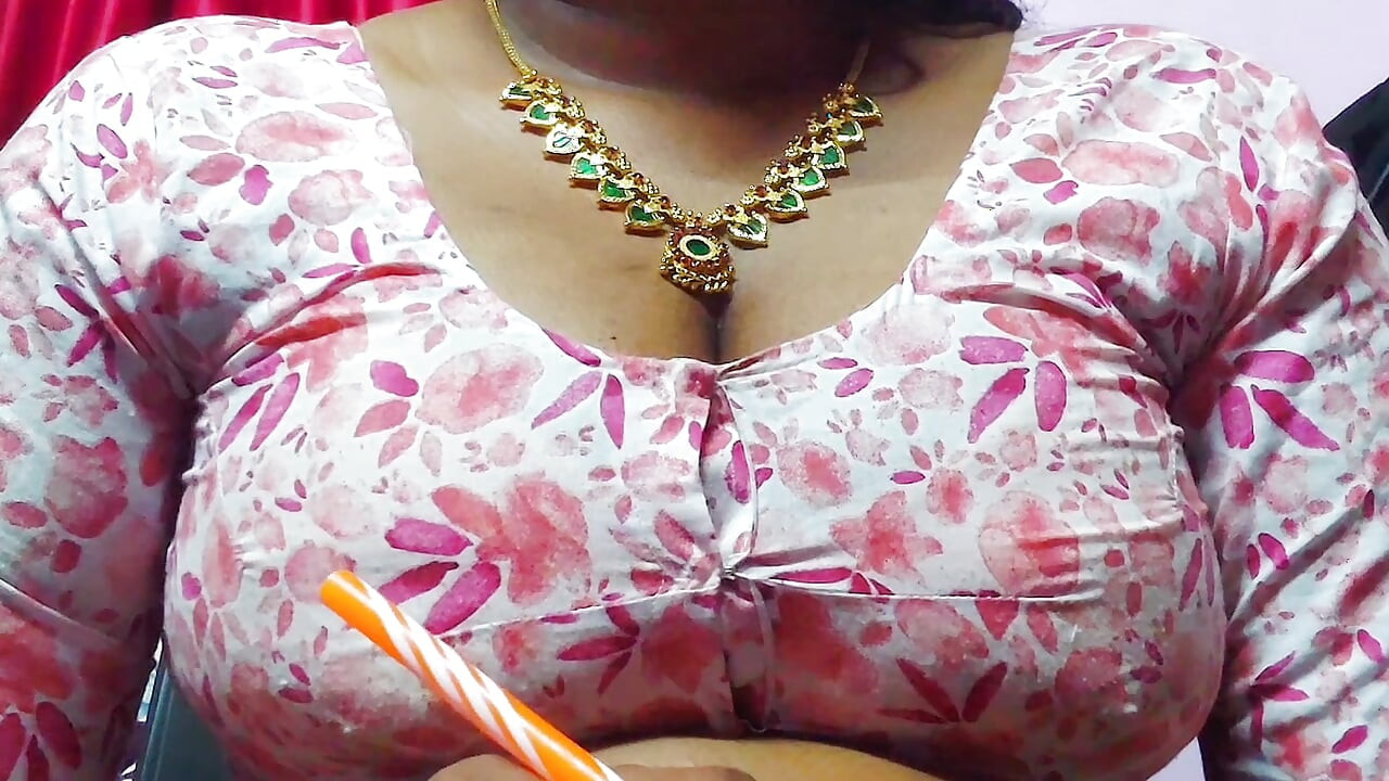 My friend's hot Indian mom porn xxx