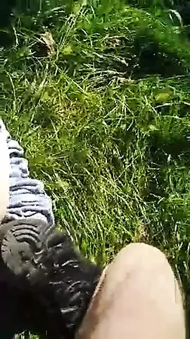 Mój chłopak w dupie wypełnia mnie spermą