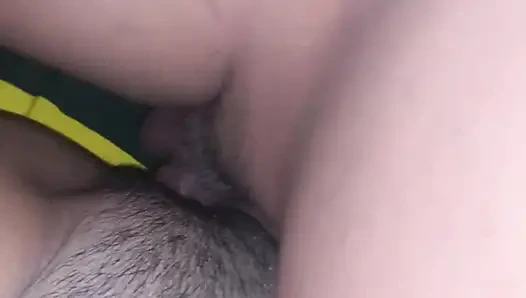 Девушка с натуральной грудью Crot