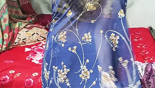 Ibu tiri Bangladesh disetubuhi dengan keras oleh pacar putrinya, audio kotor yang jernih
