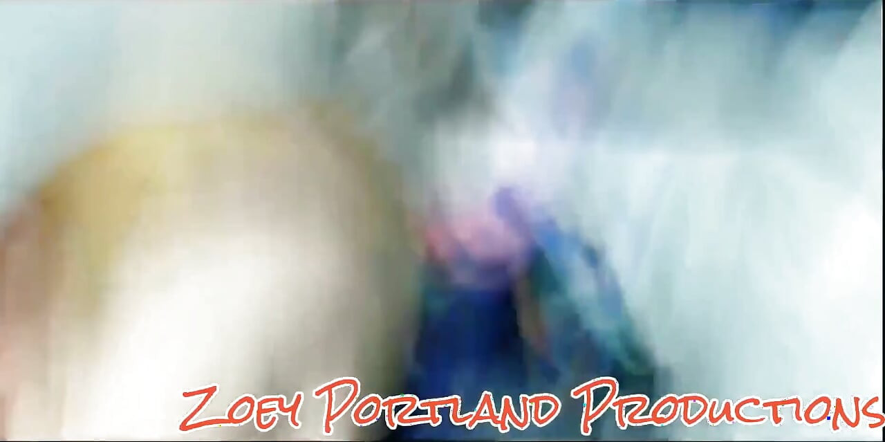 섹시한 레즈 밀프가 아니라 옆집의 핫한 양성애자 새엄마임을 증명하는 Zoey Portland!! 그녀는 코마토즈 정액 Har에 호감을 가지고 있다