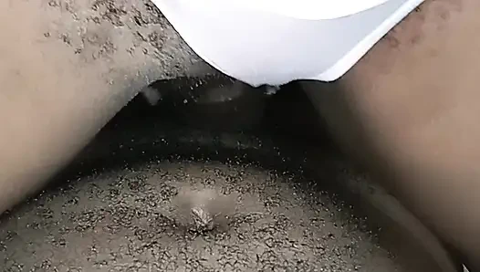 Menunggangi kontol gemuk itu