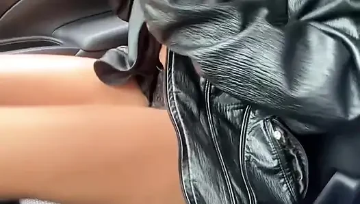 HE PENETRATED ME IN THE STREET AND THEN I SHOWED MY PUSSY IN THE CAR